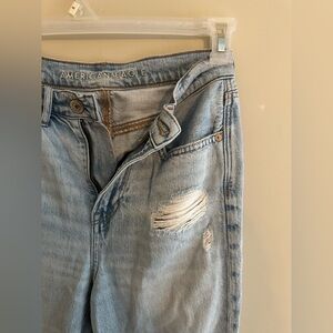 American Eagle Distressed Light Blue Women's Jeans